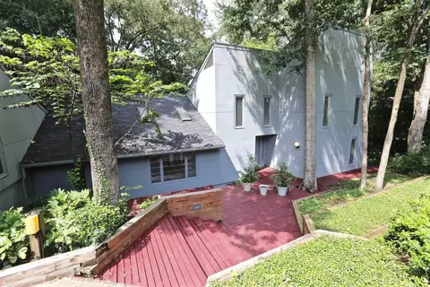 2444 N Cheryl Dr, Jackson, MS 39211 photo 2