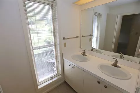 2444 N Cheryl Dr, Jackson, MS 39211 photo 28