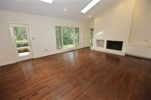 2444 N Cheryl Dr, Jackson, MS 39211 photo 5