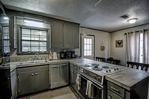 700 Katherine Dr, Canton, MS 39046 photo 18