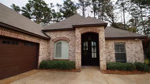 436 Pinebrook Cir, Brandon, MS 39047 photo 3