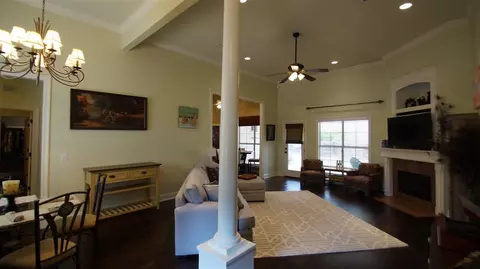 436 Pinebrook Cir, Brandon, MS 39047 photo 9