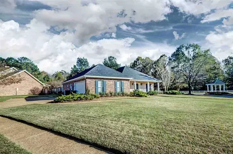 100 Pavilion Dr, Brandon, MS 39042 photo 6