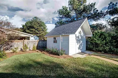 100 Pavilion Dr, Brandon, MS 39042 photo 10