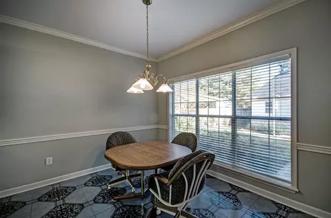 100 Pavilion Dr, Brandon, MS 39042 photo 18