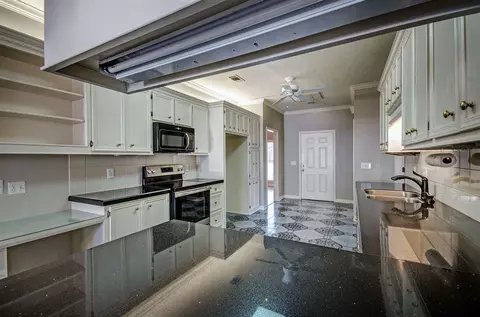 100 Pavilion Dr, Brandon, MS 39042 photo 20