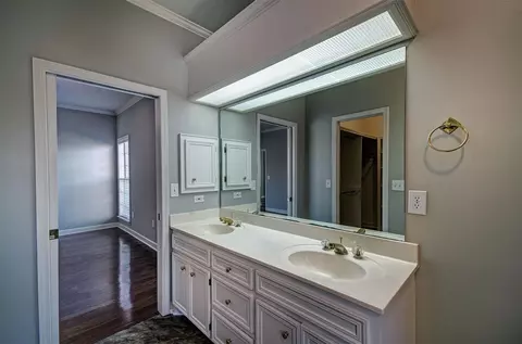 100 Pavilion Dr, Brandon, MS 39042 photo 29