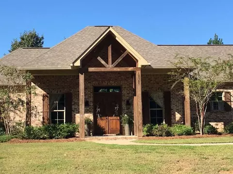 129 Viewpointe Dr, Clinton, MS 39056 photo 2
