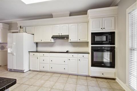 314 Thorngate Dr, Brandon, MS 39042 photo 9