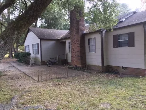 624 E Dinkins St, Canton, MS 39046 photo 2