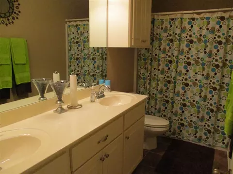701 Meadow Vw, Byram, MS 39272 photo 29