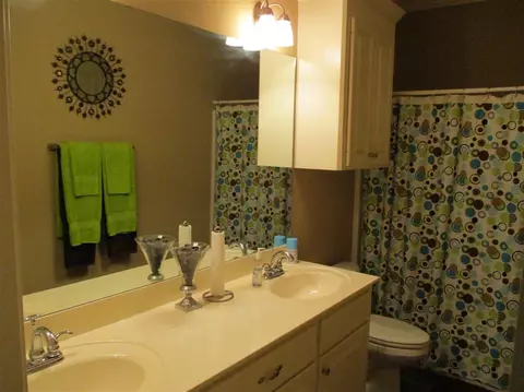 701 Meadow Vw, Byram, MS 39272 photo 31