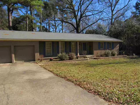 5312 Wayneland Dr, Jackson, MS 39211 photo 1