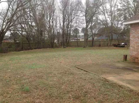 2159 Meagan Dr, Byram, MS 39272 photo 2