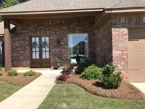 194 Belle Oak Dr, Brandon, MS 39042 photo 3