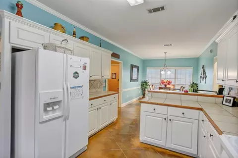 236 Tudor Cir, Brandon, MS 39042 photo 10
