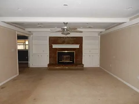 310 Southbrook Dr, Jackson, MS 39211 photo 5