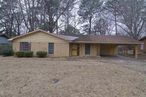 5737 Medallion Dr, Jackson, MS 39211 photo 2