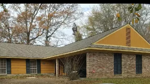 5716 Gladewood Dr, Jackson, MS 39211 photo 1