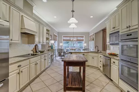 131 Pine Ridge Cir, Brandon, MS 39047 photo 11