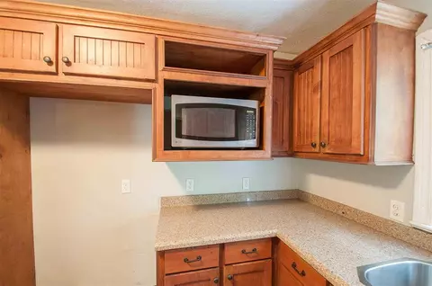 215 S Park Dr, Jackson, MS 39211 photo 14