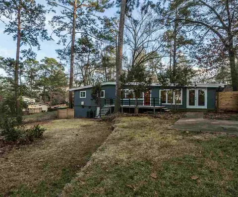 1758 Hillview Dr, Jackson, MS 39211 photo 2