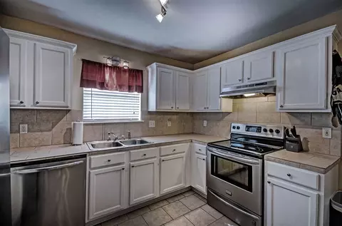 330 Swan Dr, Brandon, MS 39047 photo 8