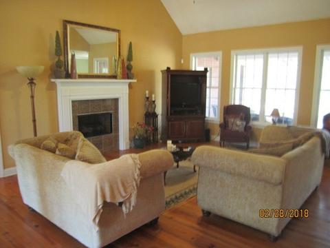 105 Redbud Dr, Brandon, MS 39047 photo 4