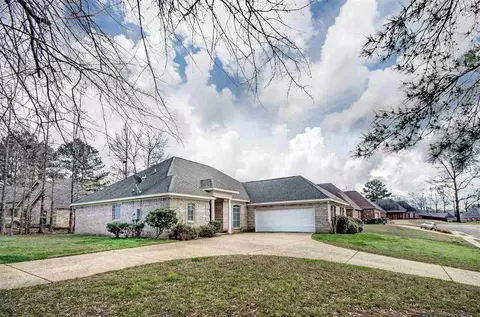 716 Creston Dr, Byram, MS 39272 photo 2
