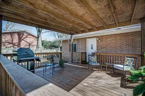 208 Overby St, Brandon, MS 39042 photo 8