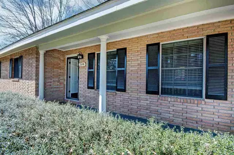 208 Overby St, Brandon, MS 39042 photo 2