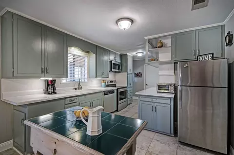 208 Overby St, Brandon, MS 39042 photo 14