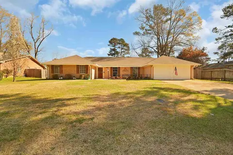 5812 Kings Pl, Jackson, MS 39211 photo 2