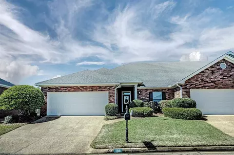 138 Springtree Dr, Brandon, MS 39042 photo 2