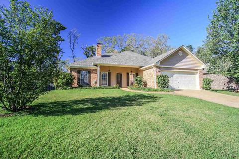 135 Post Oak Dr, Brandon, MS 39047 photo 1