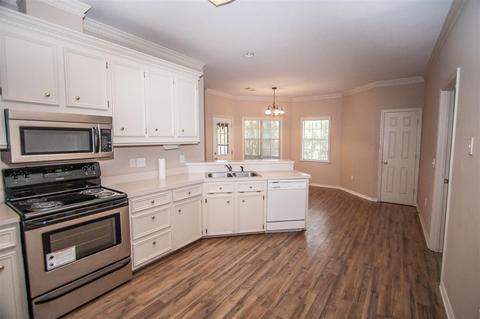 135 Post Oak Dr, Brandon, MS 39047 photo 10