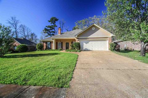 135 Post Oak Dr, Brandon, MS 39047 photo 3