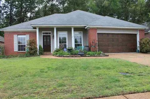 2007 Rolling Hill Dr, Brandon, MS 39042 photo 1