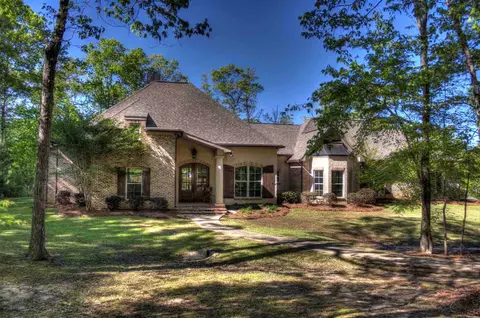 132 Ashley Dr, Brandon, MS 39042 photo 1