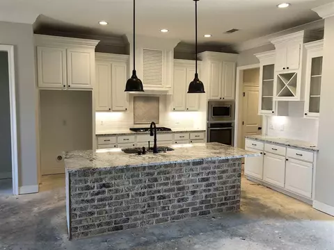 203 Warwick Dr, Brandon, MS 39042 photo 3