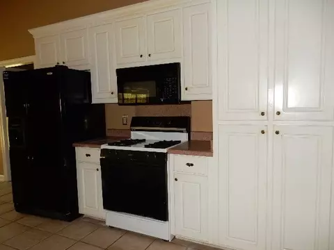 5994 Baxter Dr, Jackson, MS 39211 photo 9