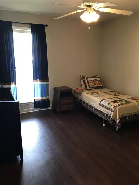 100 Chestnut Dr, Brandon, MS 39047 photo 10