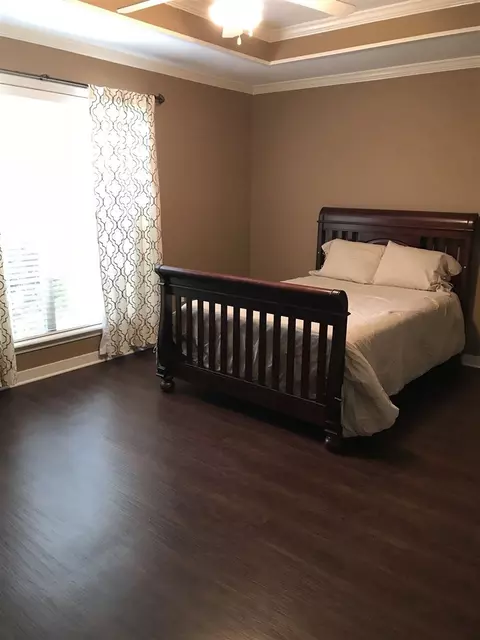 100 Chestnut Dr, Brandon, MS 39047 photo 7