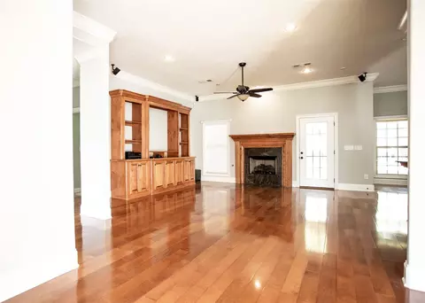317 Kitty Hawk Cir, Brandon, MS 39047 photo 7