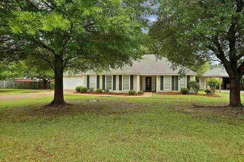 431 Olympic Dr, Flowood, MS 39232 photo 3