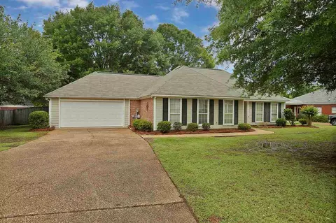 431 Olympic Dr, Flowood, MS 39232 photo 2