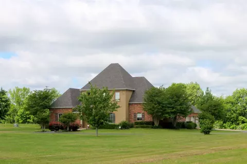 149 Meadow Oak Ln, Jackson, MS 39209 photo 3