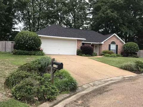 1019 Windmill Dr, Byram, MS 39272 photo 2