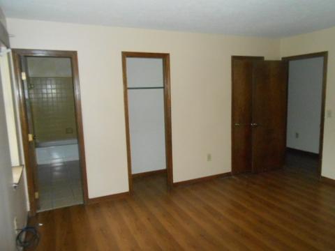 910 S College St, Brandon, MS 39042 photo 12