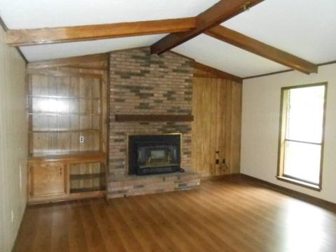 910 S College St, Brandon, MS 39042 photo 16